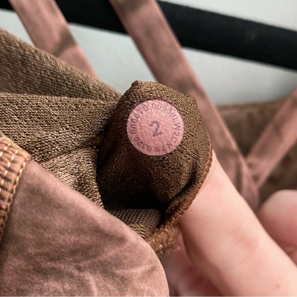 lululemon | Energy Bra - Picture 3 of 4